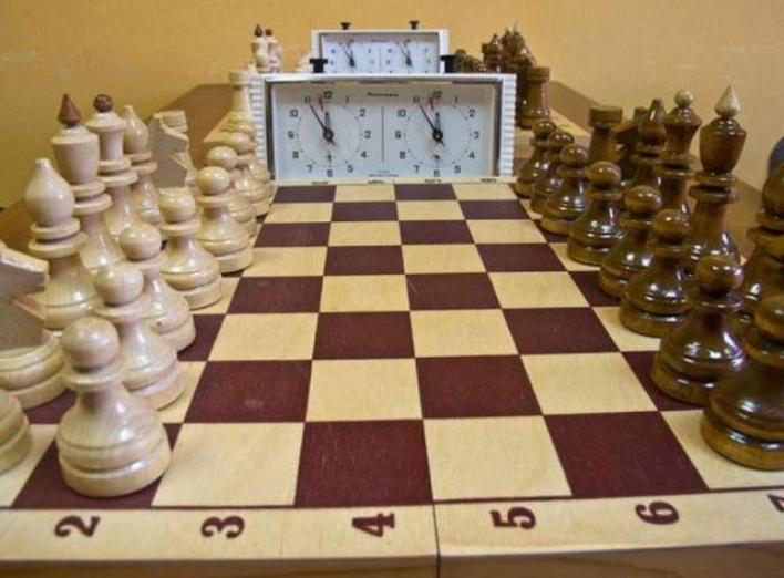В Сумах проведут платный Кубок губернатора по шахматам фото