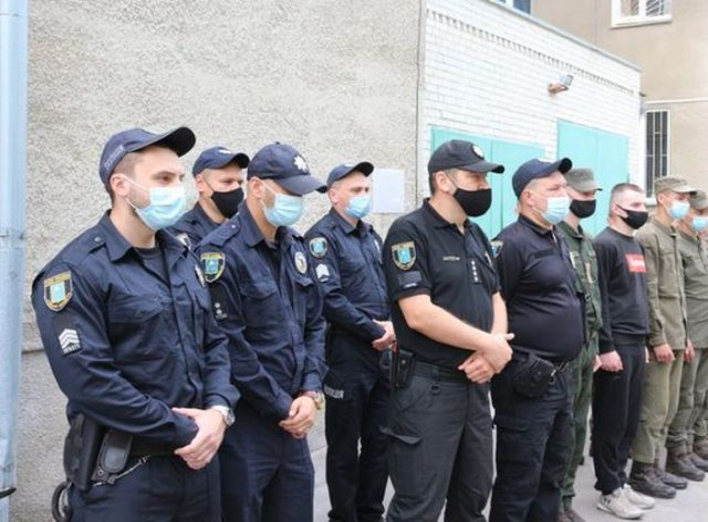 Правоохоронці Сумщини провели тактико-спеціальні навчання  фото