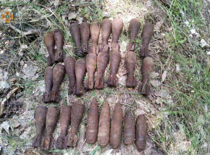 На Сумщині упродовж доби виявлено 28 боєприпасів, ще 31 знешкоджено фото