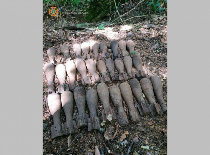 На Сумщині упродовж доби знешкоджено 27 застарілих боєприпасів, ще 30 виявлено фото