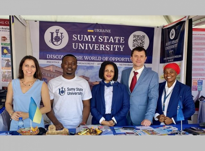 СумДУ був учасником найбільшої виставки вищої освіти Танзанії фото