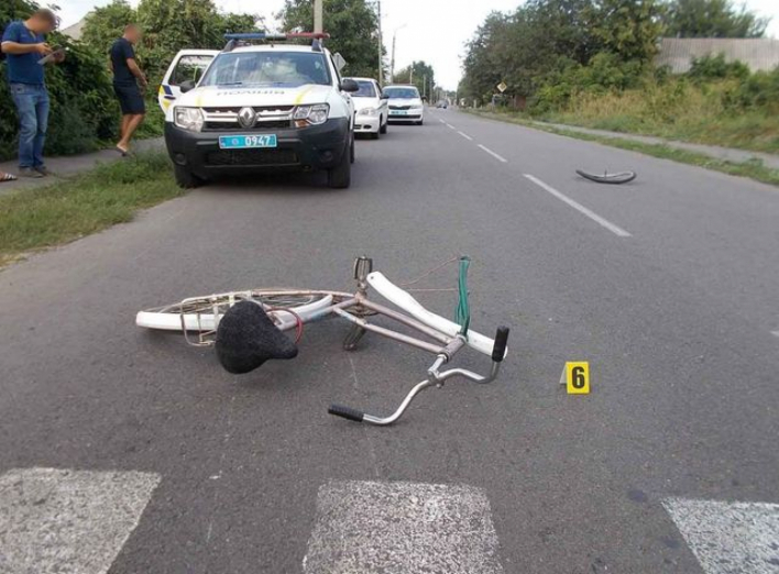 На Сумщині поліція розслідує ДТП у якій травмувалась велосипедистка фото