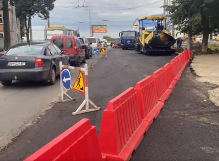 У Сумах триває ремонт дороги по вулиці 20 років Перемоги фото