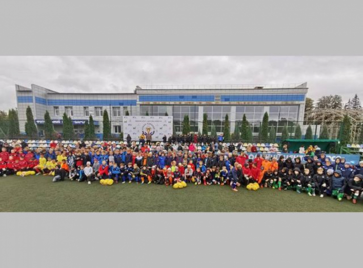 У Сумах завершився турнір «Кубок Єднання» з футболу фото