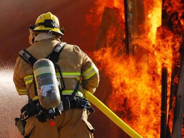 На Сумщині 25 вересня вогнеборці ліквідували загоряння житлового будинку фото