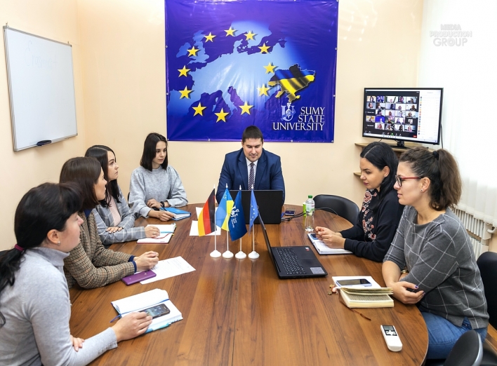 СумДУ сприяє інтернаціоналізації вищої освіти України фото
