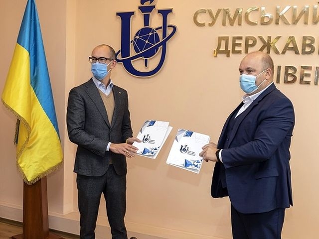 СумДУ став партнером однієї з найбільших IT-компаній України фото