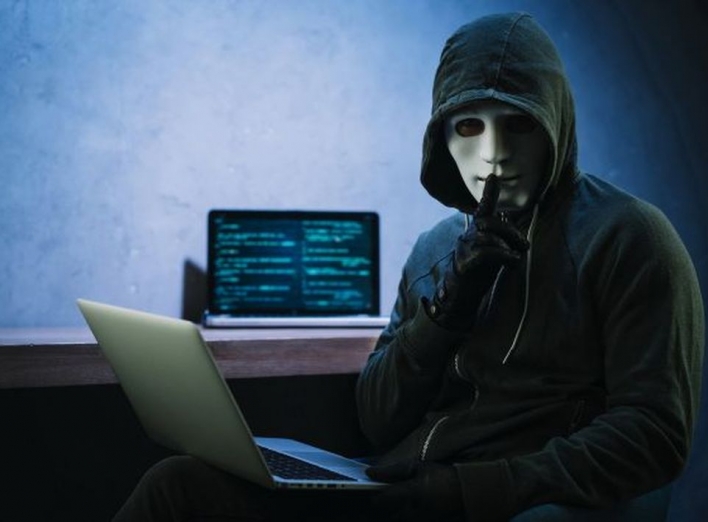 Хакери заблокували роботу української мережі аптек фото