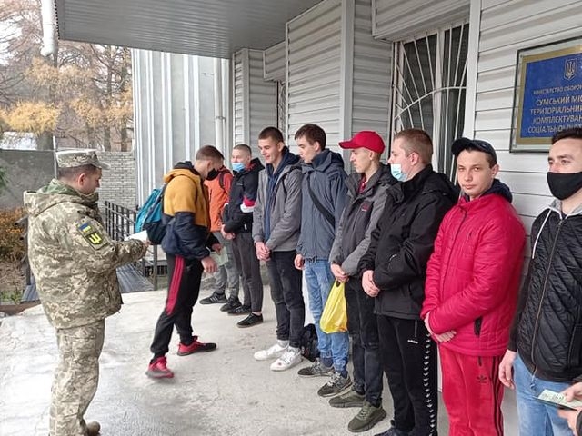 Відбулася чергова відправка сумчан до лав Збройних Сил України фото