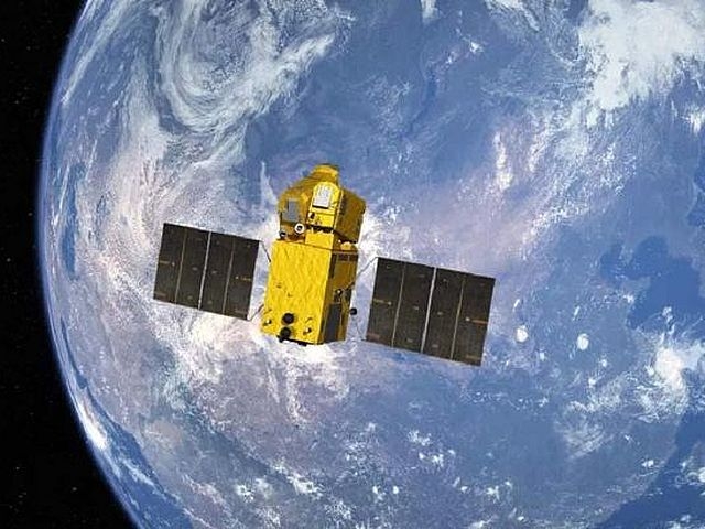 Китай запустив у космос дослідницький супутник фото