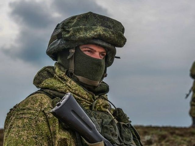 Росія перекинула до кордонів України 10 тисяч військових для навчань