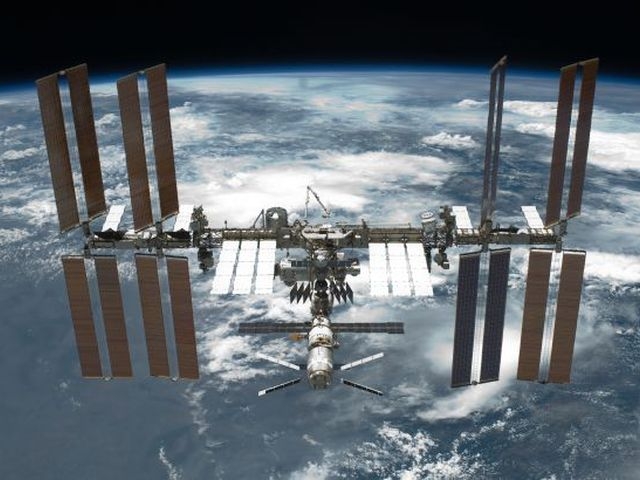 Астронавти NASA сьогодні вийдуть у відкритий космос 