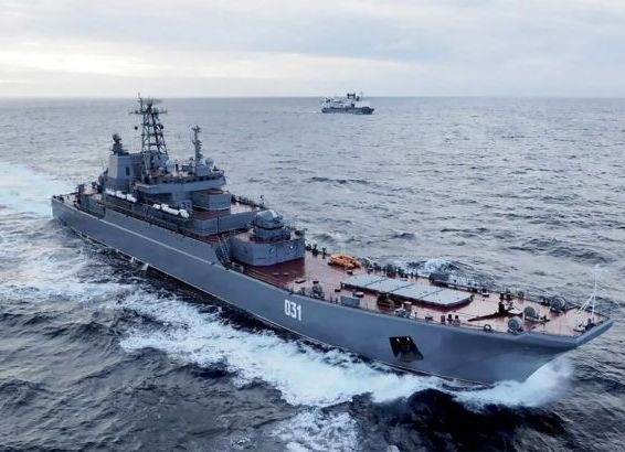 Росія тримає у Чорному морі бойові кораблі. Можлива висадка десанту