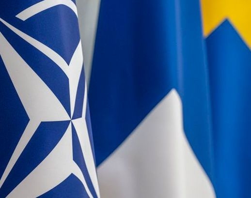Фінляндія і Швеція підписали протоколи про вступ до НАТО фото