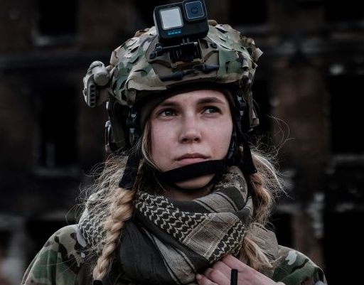 Рада підтримала добровільний військовий облік жінок, але є виняток фото