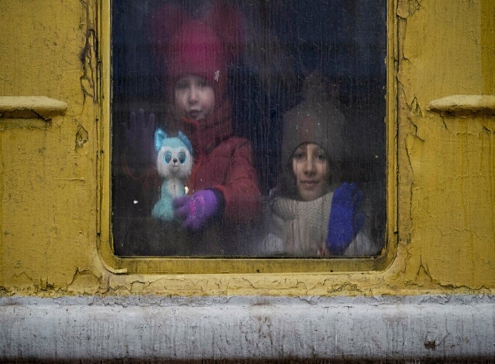 Росія силою вивезла з Україні понад 14 тис. дітей фото