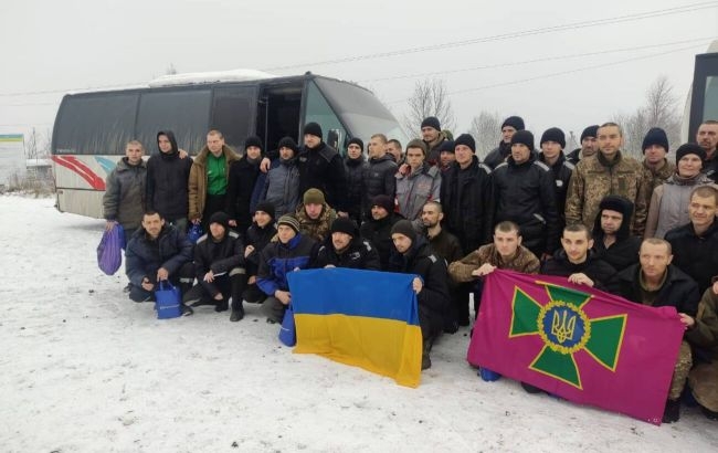 Україна повернула з полону 116 людей фото