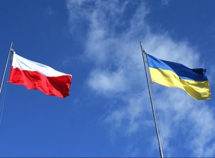 У чому суть суперечки між Україною та Польщею